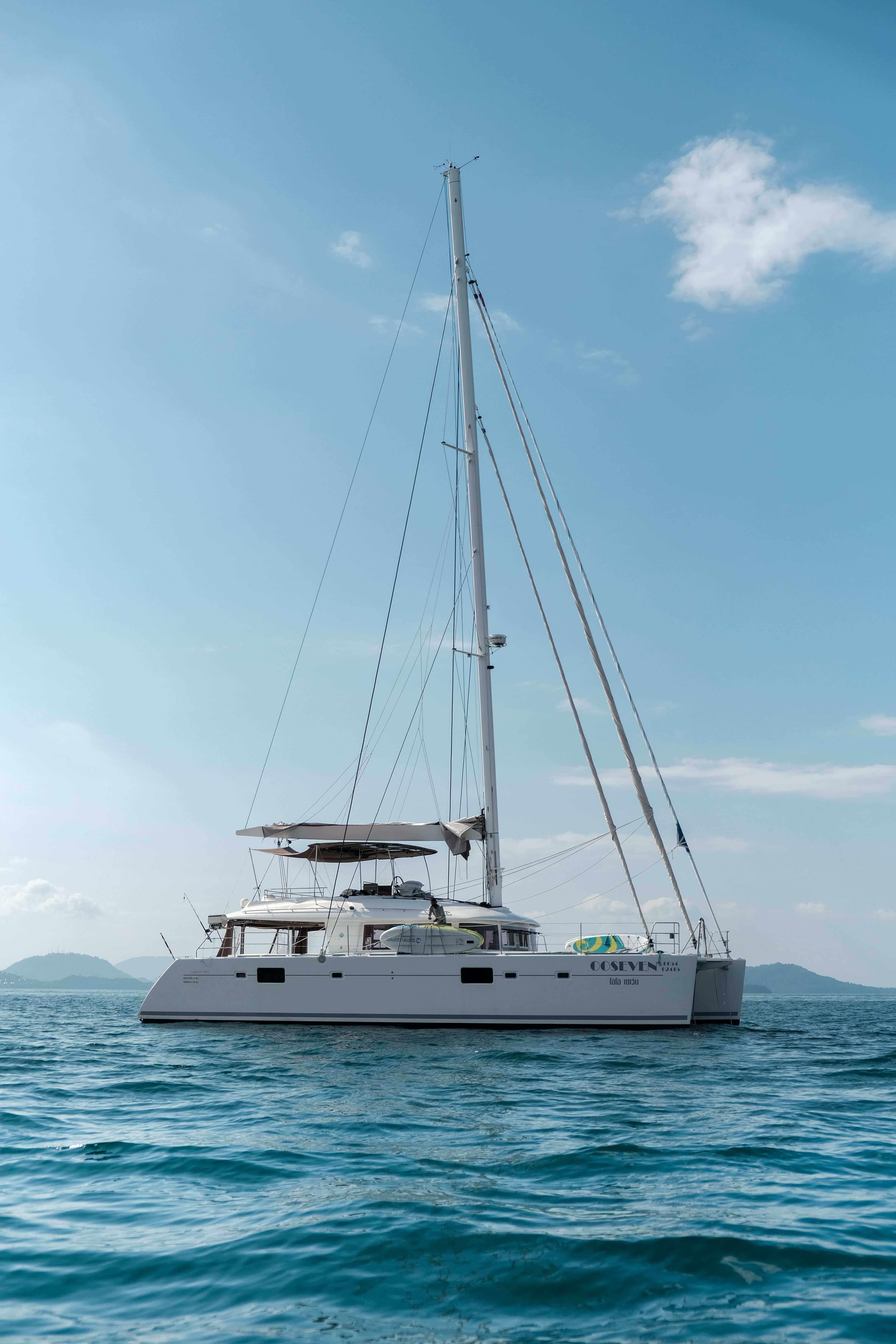 exclusive catamaran OOSEVEN