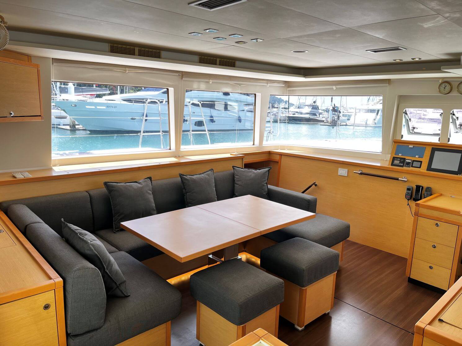Inside saloon OOSEVEN